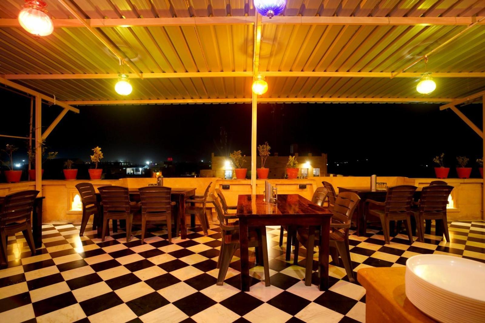 Hotel Vasshifa Palace Jaisalmer Extérieur photo